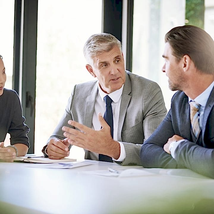 Private German Course - a teacher who teaches German to the students