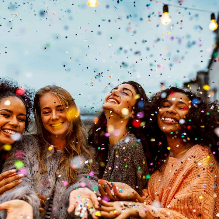 Konuşma Kulübü Online Sınıflar