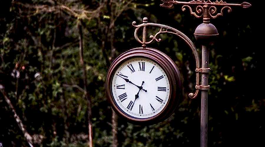 İngilizcede saatler konusu